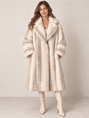 Vintage Country Pacer Ivory Faux Fur Maxi Coat Full Length Winter Coat